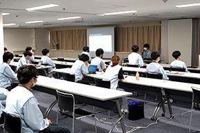 新入社員向け「環境基盤研修」の座学